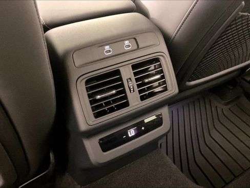 Used 2026 Audi SQ5 Premium Plus AWD/4WD image 9