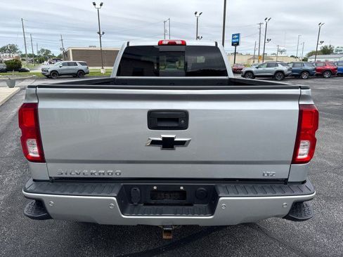 Used 2018 Chevrolet Silverado 1500 LTZ Z71 w/ LTZ Plus Package AWD/4WD image 4