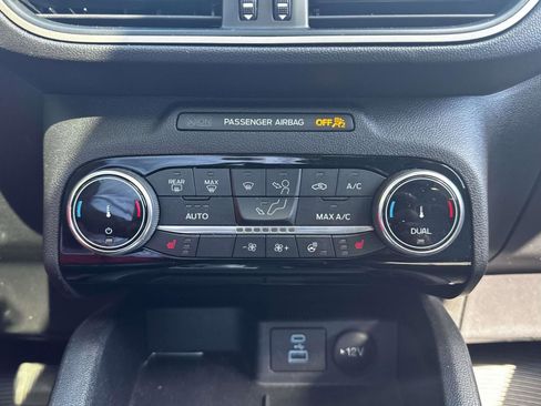 Used 2022 Ford Escape SEL AWD/4WD image 29