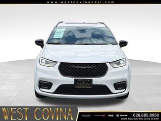 Used 2026 Chrysler Pacifica Limited w/ S Appearance Package FWD video 2