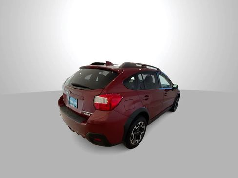 Used 2017 Subaru Crosstrek 2.0i Limited image 8