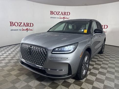 Used 2023 Lincoln Corsair FWD image 4