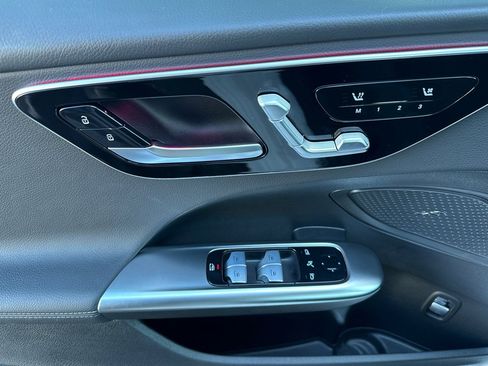 Certified 2025 Mercedes-Benz C 300 4MATIC Sedan image 26