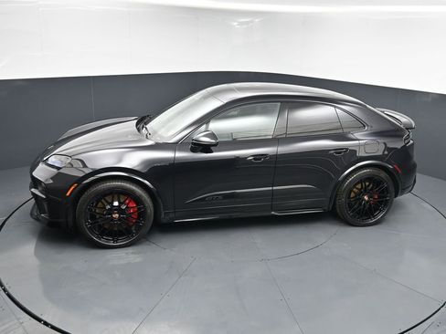 New 2026 Porsche Macan GTS Electric AWD/4WD image 14