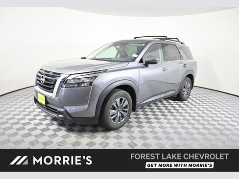 Used 2024 Nissan Pathfinder SV w/ SV Premium Package AWD/4WD image 1