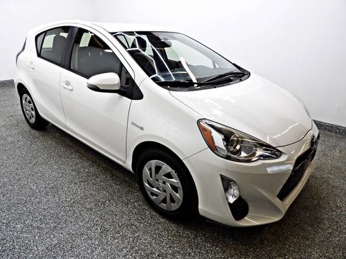 Used 2016 Toyota Prius C Four image 3