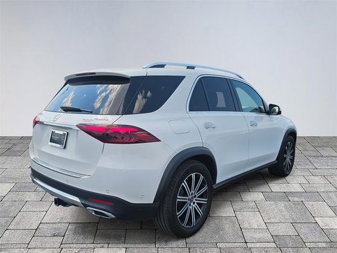 Used 2024 Mercedes-Benz GLE 350 4MATIC image 7