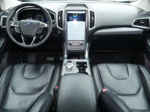Used 2022 Ford Edge Titanium image 8