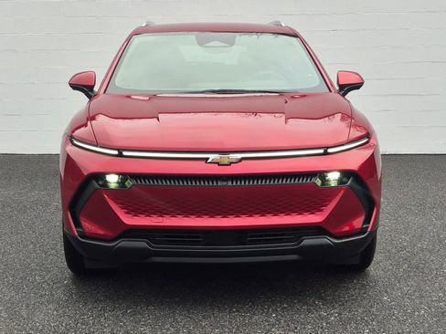 New 2026 Chevrolet Equinox EV LT image 10