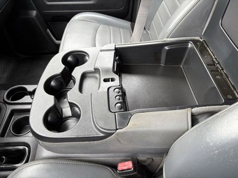 Used 2017 RAM 2500 ST w/ Protection Group image 22