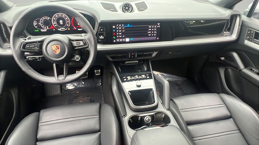 Certified 2026 Porsche Cayenne S AWD/4WD image 17