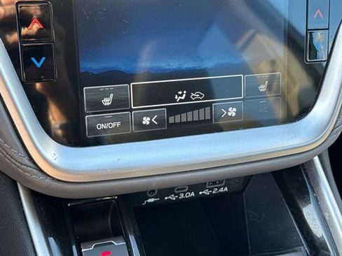 Used 2023 Subaru Outback Onyx Edition XT w/ Popular Package #2 image 23