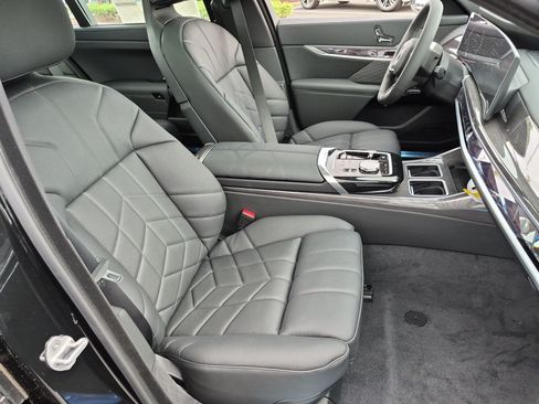 New 2026 BMW i7 eDrive50 w/ M Sport Package RWD image 34