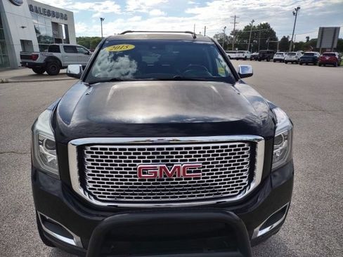 Used 2015 GMC Yukon Denali w/ Touring Package AWD/4WD image 9