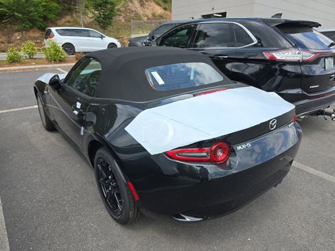 New 2026 MAZDA MX-5 Miata Sport w/ Interior Package RWD image 3