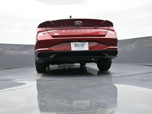 Certified 2023 Hyundai Elantra SEL w/ Convenience Package FWD image 28