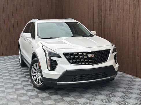 Used 2023 Cadillac XT4 Premium Luxury FWD image 10