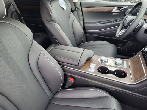 New 2026 Genesis GV80 3.5T Advanced image 17