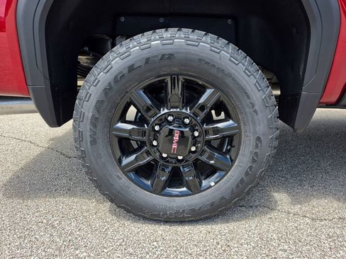 New 2026 GMC Sierra 2500 AT4 w/ AT4 Premium Plus Package AWD/4WD image 39
