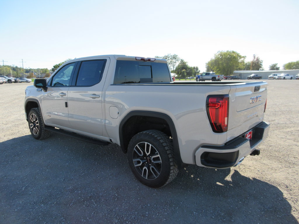New 2026 GMC Sierra 1500 AT4 w/ AT4 Premium Package AWD/4WD image 7