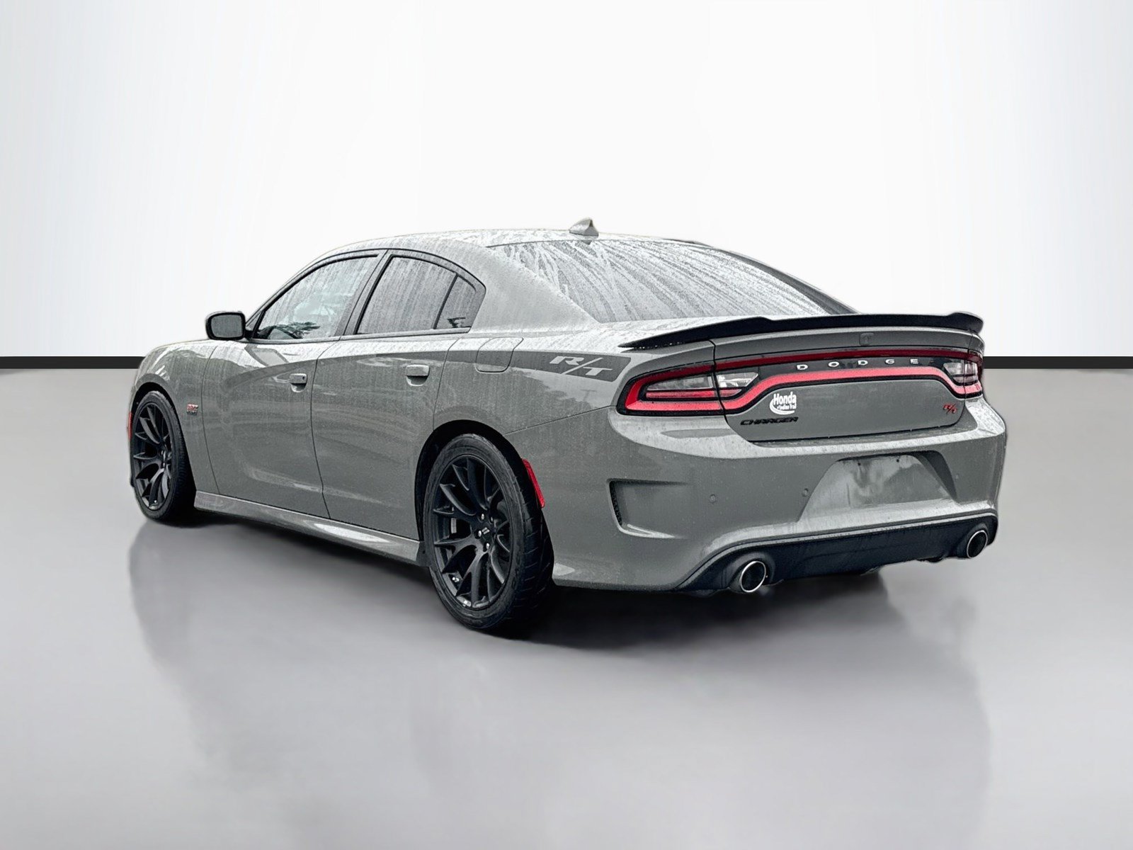 Used 2018 Dodge Charger R/T Scat Pack w/ Dynamics Package RWD image 5