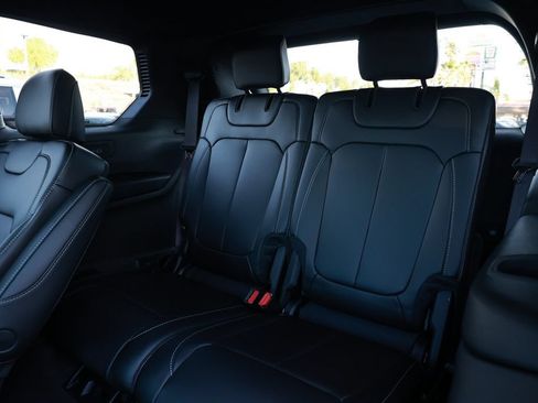 New 2026 Jeep Grand Cherokee L Limited RWD image 31