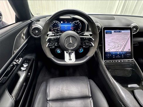 Used 2022 Mercedes-Benz SL 63 AMG 4MATIC image 15