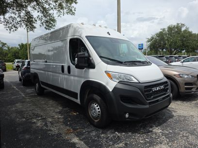 Used 2025 RAM ProMaster 2500 w/ Convenience Group
