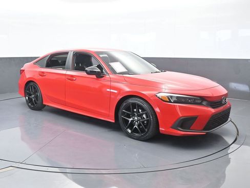 Used 2024 Honda Civic Sport image 8