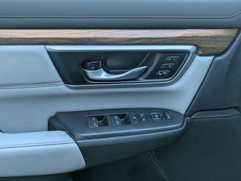 Used 2022 Honda CR-V Touring image 15