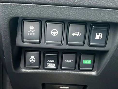 Used 2019 Nissan Rogue SL w/ Premium Package AWD/4WD image 48