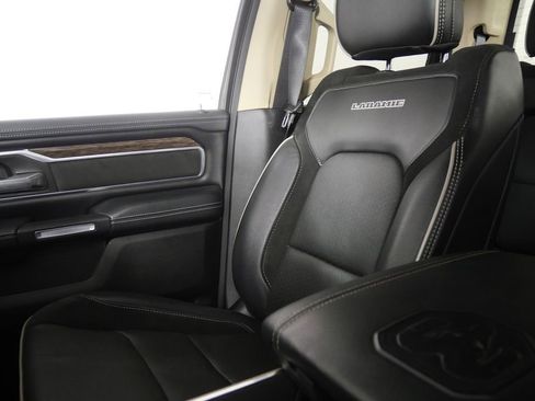 Used 2020 RAM 1500 Laramie image 19