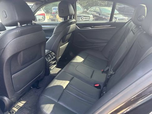 Used 2020 BMW 530i w/ Convenience Package RWD image 10