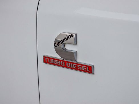 Used 2024 RAM 2500 Laramie image 10
