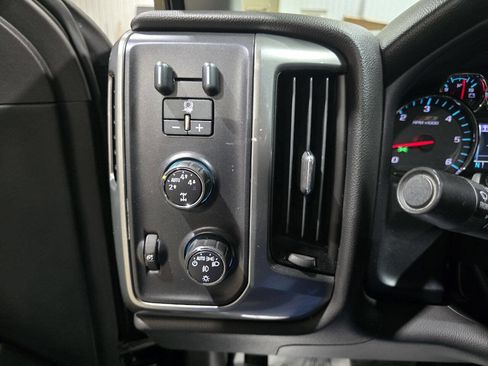 Used 2015 Chevrolet Silverado 1500 LT w/ All Star Edition image 36