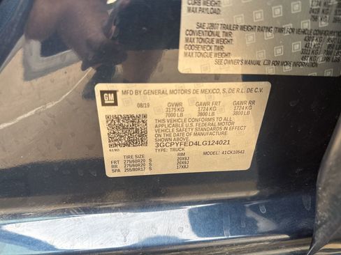 Used 2020 Chevrolet Silverado 1500 LT Trail Boss image 11