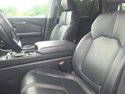 Used 2023 Honda Pilot EX-L image 8