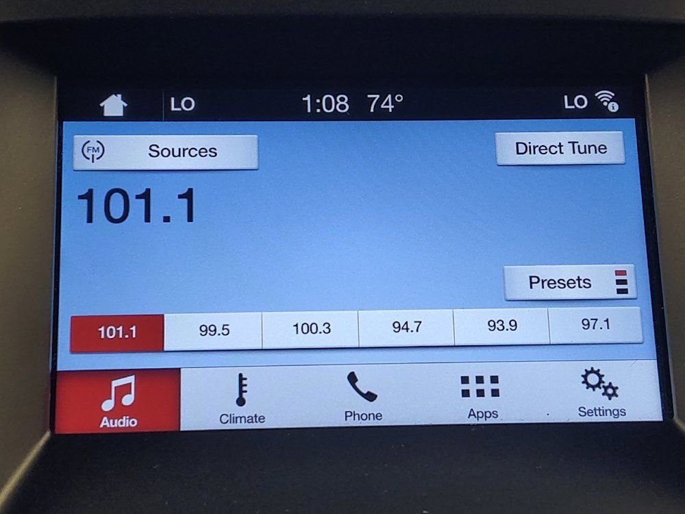 Used 2017 Ford Edge SEL w/ Equipment Group 201A AWD/4WD image 25