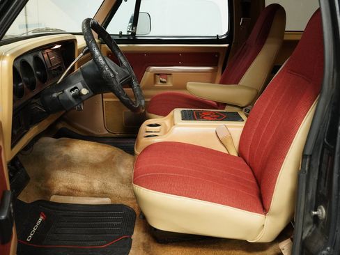 Used 1988 Dodge Ramcharger 2WD image 34