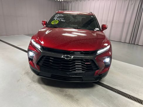 Used 2024 Chevrolet Blazer RS w/ Enhanced Convenience Package image 2