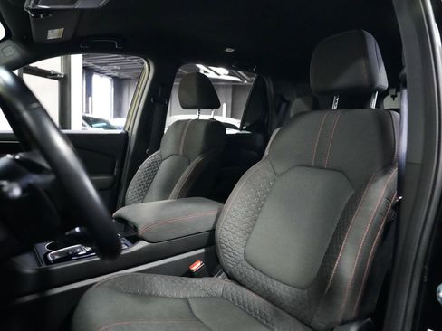 Used 2023 Honda Pilot Sport image 28