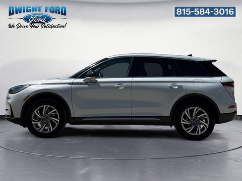 Used 2025 Lincoln Corsair FWD image 2