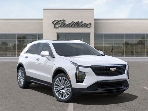 New 2024 Cadillac XT4 Premium Luxury image 7
