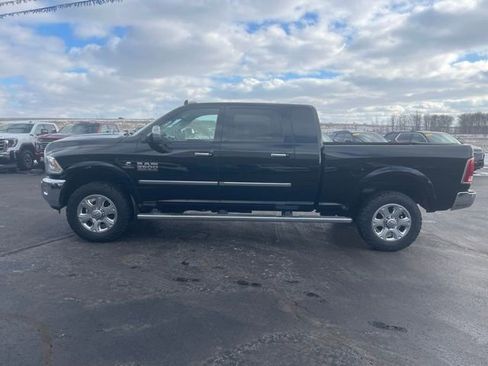 Used 2014 RAM 2500 Laramie w/ Convenience Group image 2