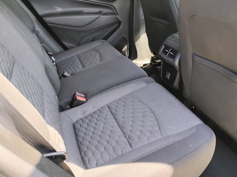 Used 2021 Chevrolet Equinox LT image 19