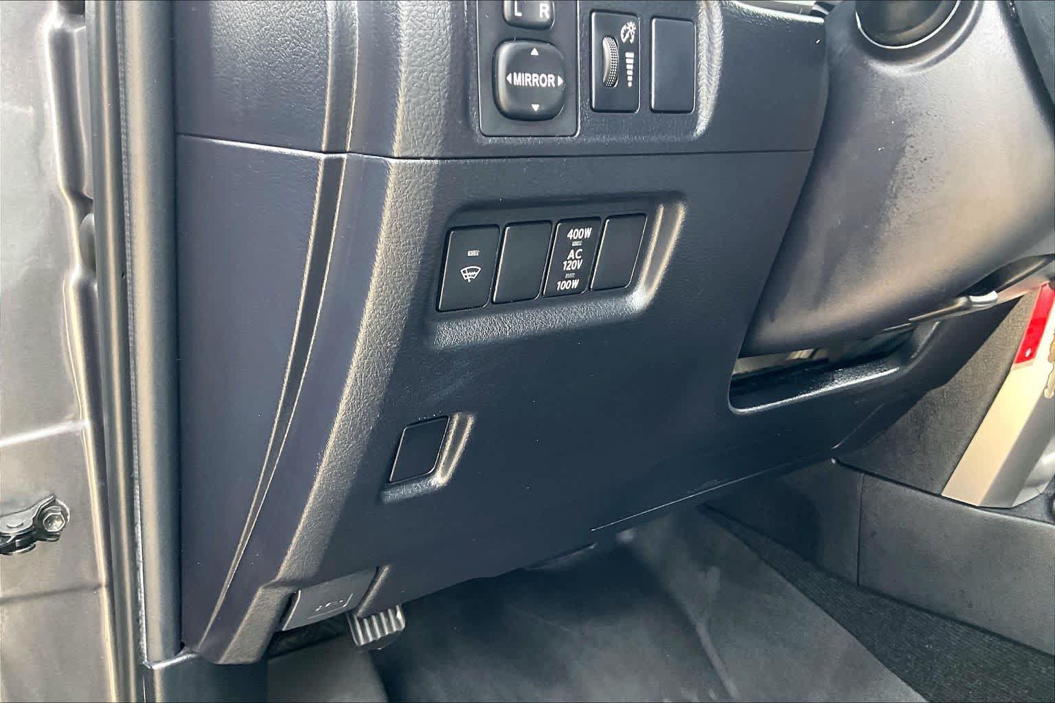 Used 2019 Toyota 4Runner SR5 Premium RWD image 34