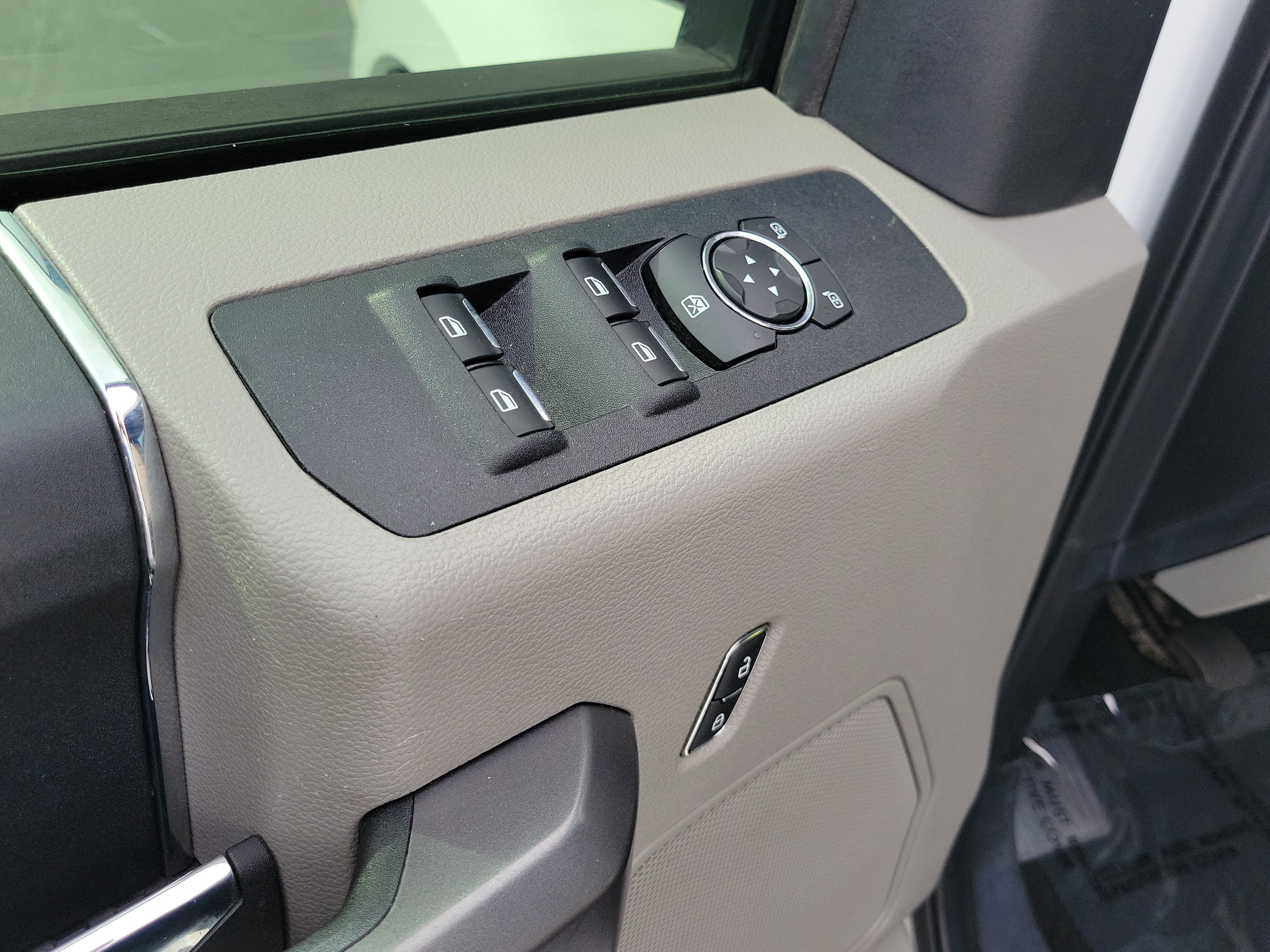 Used 2019 Ford F250 XLT w/ XLT Value Package AWD/4WD image 18