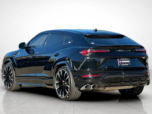 Used 2022 Lamborghini Urus image 12