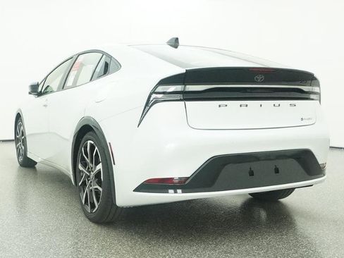 New 2026 Toyota Prius Plug-In Hybrid image 8