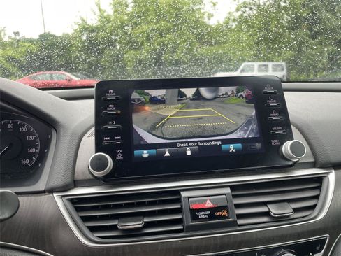 Used 2021 Honda Accord EX-L image 18